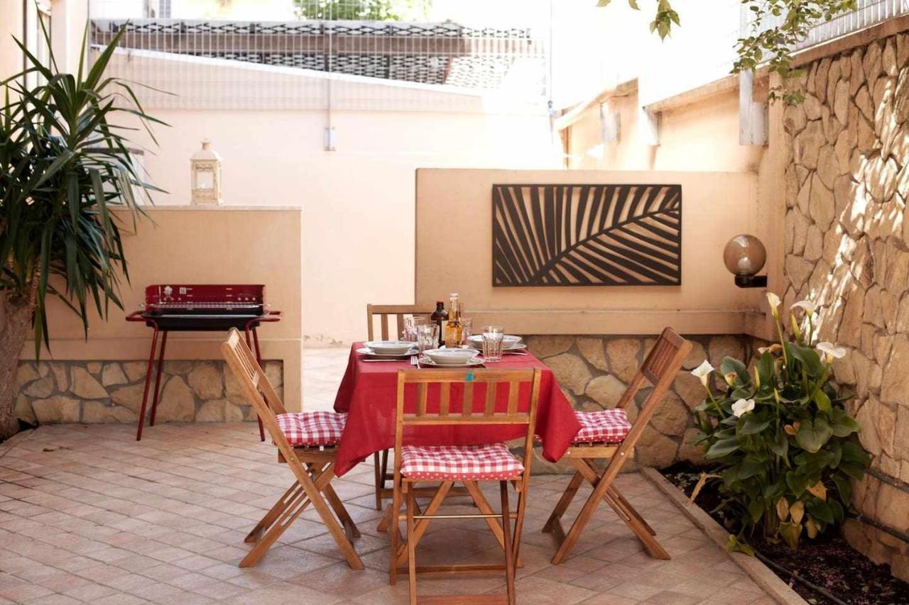 Elegante Villa Lu Centro Citta Con Parcheggio Cagliari Zewnętrze zdjęcie